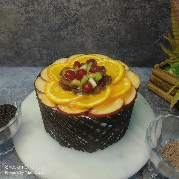 Fresh Fruit Cake