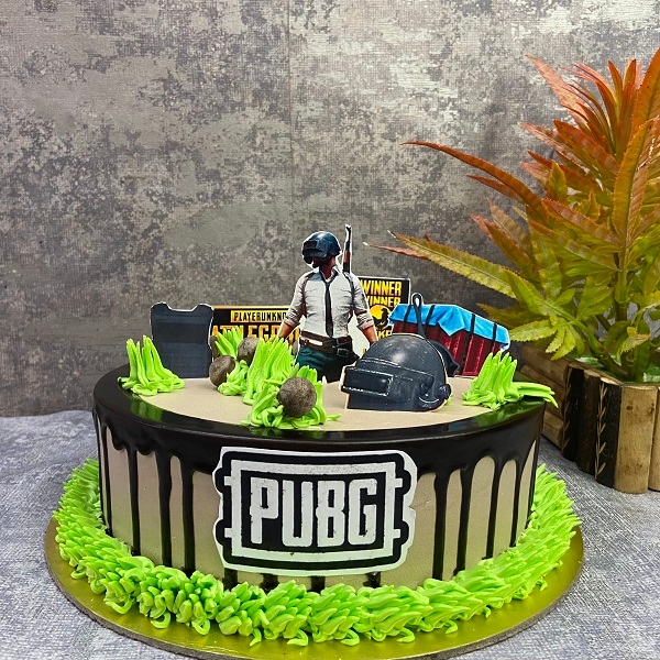 Pineapple Round Pubg Cake