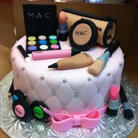 Diamond Shape Cosmetic Cake