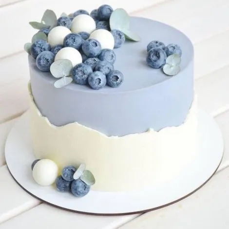 Blueberry Flavour Cake