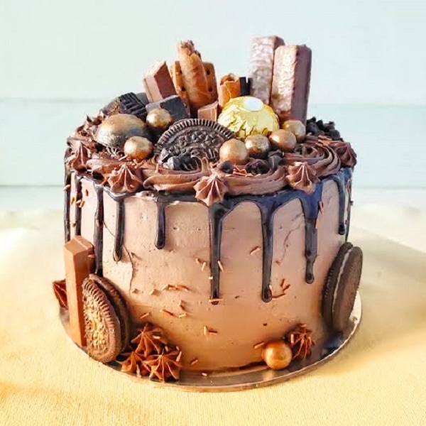 Overloaded Chocolate Cake